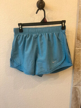 Women's Nike shorts size small